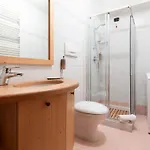 Appartement Sertorelli 27 *